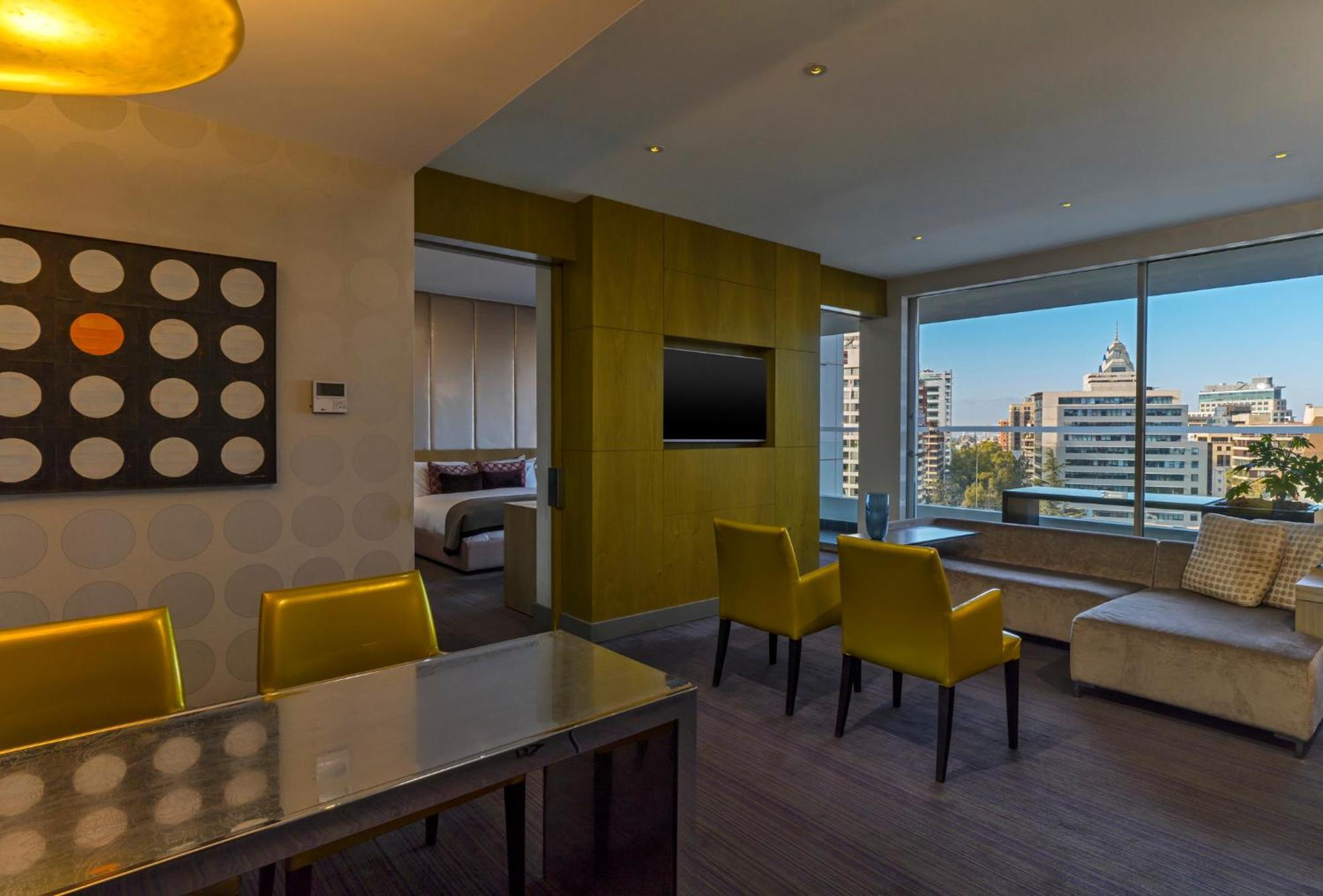 Urban Suite Suite 1 King