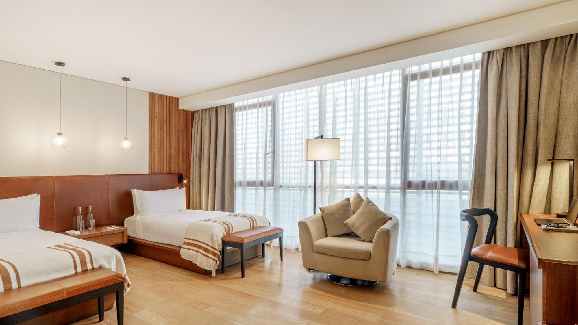 Deluxe Twin Room